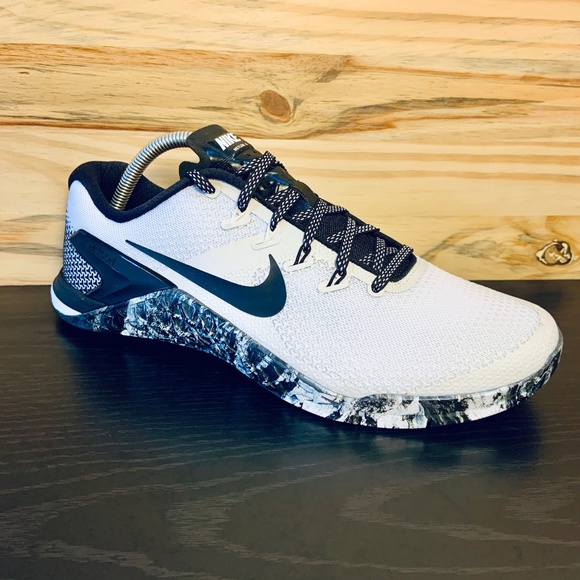 nike metcon 4 oreo